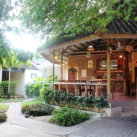 Baan Pron Phateep Patong Exterior foto