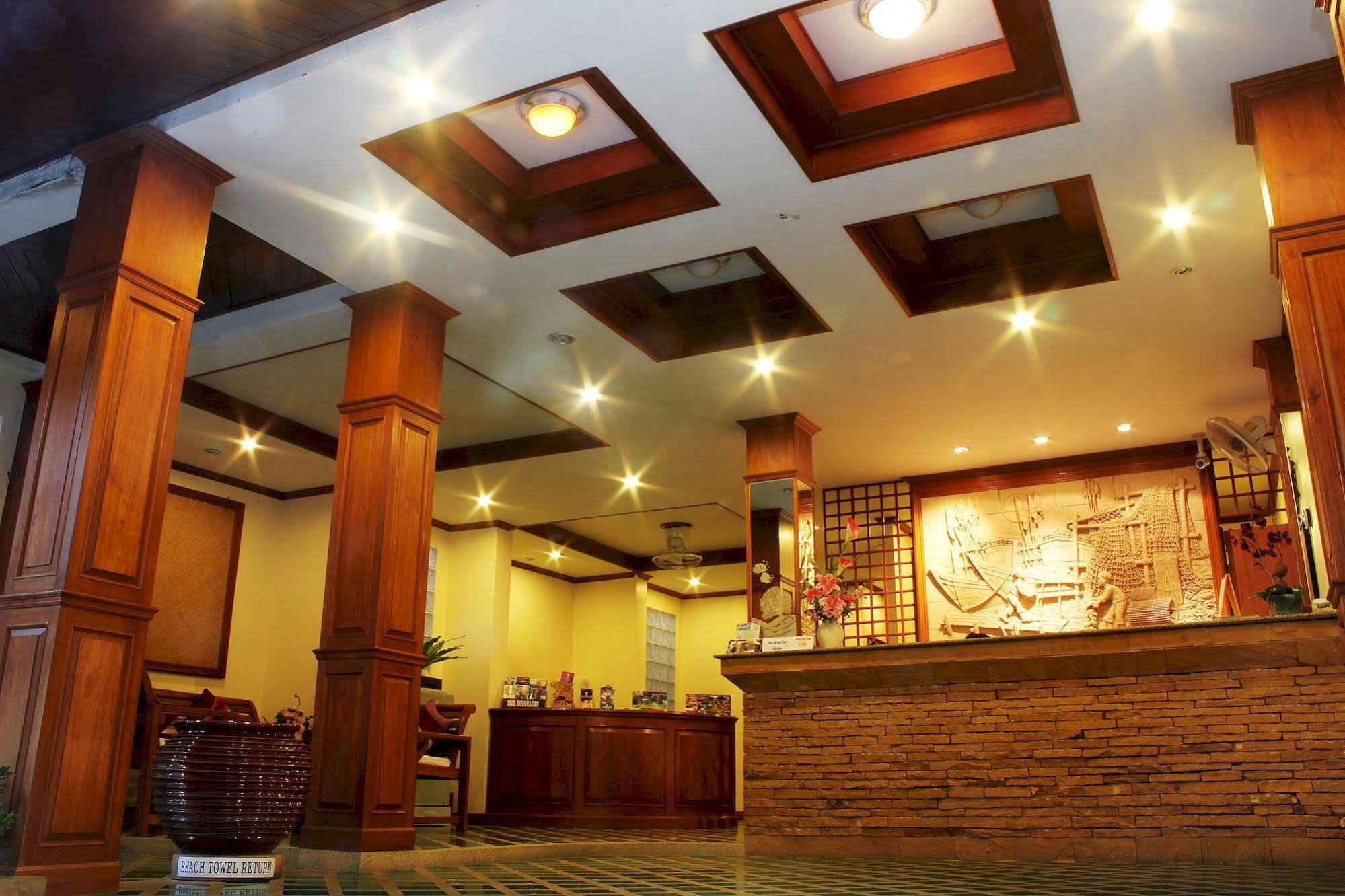 Baan Pron Phateep Patong Exterior foto